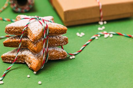 kolači u obliku zvezde, božićni kolač