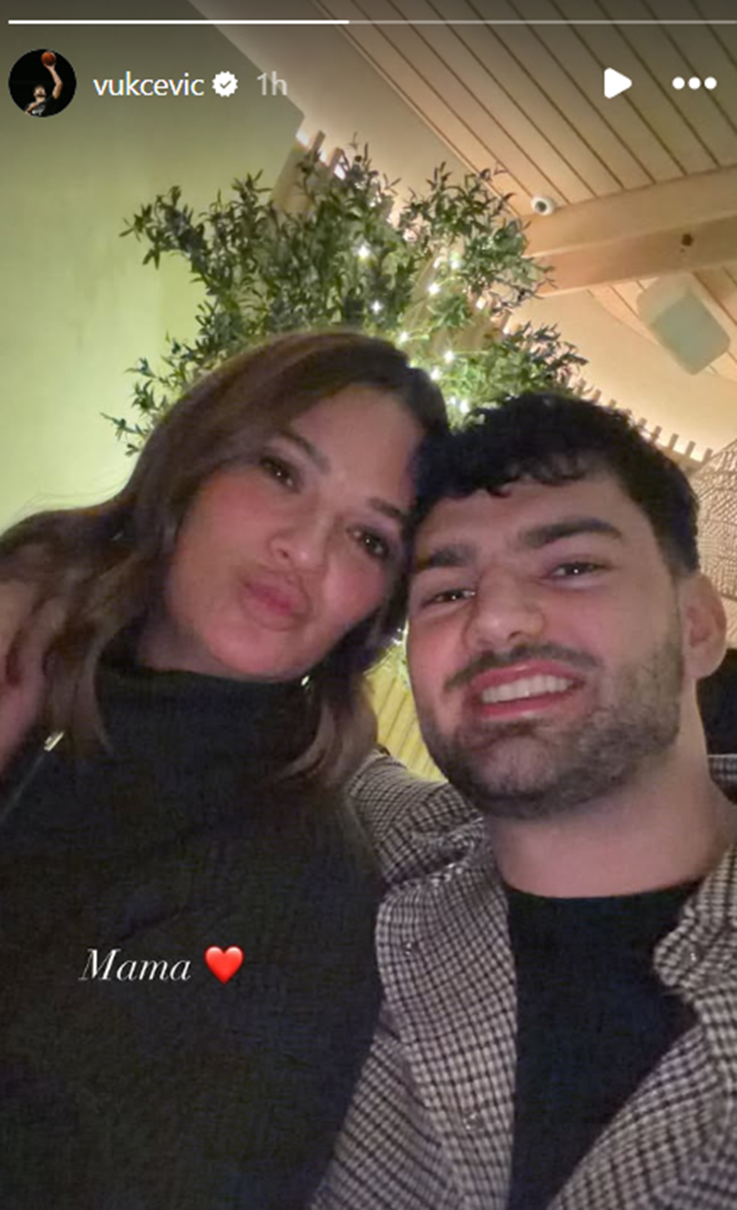 Tristan Vukčević odigrao još jedan sjajan meč, pa na Instagramu podelio sliku sa ženom koja mu je inspiracija