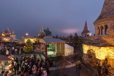 Mađarska, advent, Božić, božićni marketi