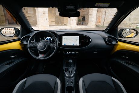 AygoX, Toyota, Tojota, Toyota AygoX, AygoX 2025, test AygoX,