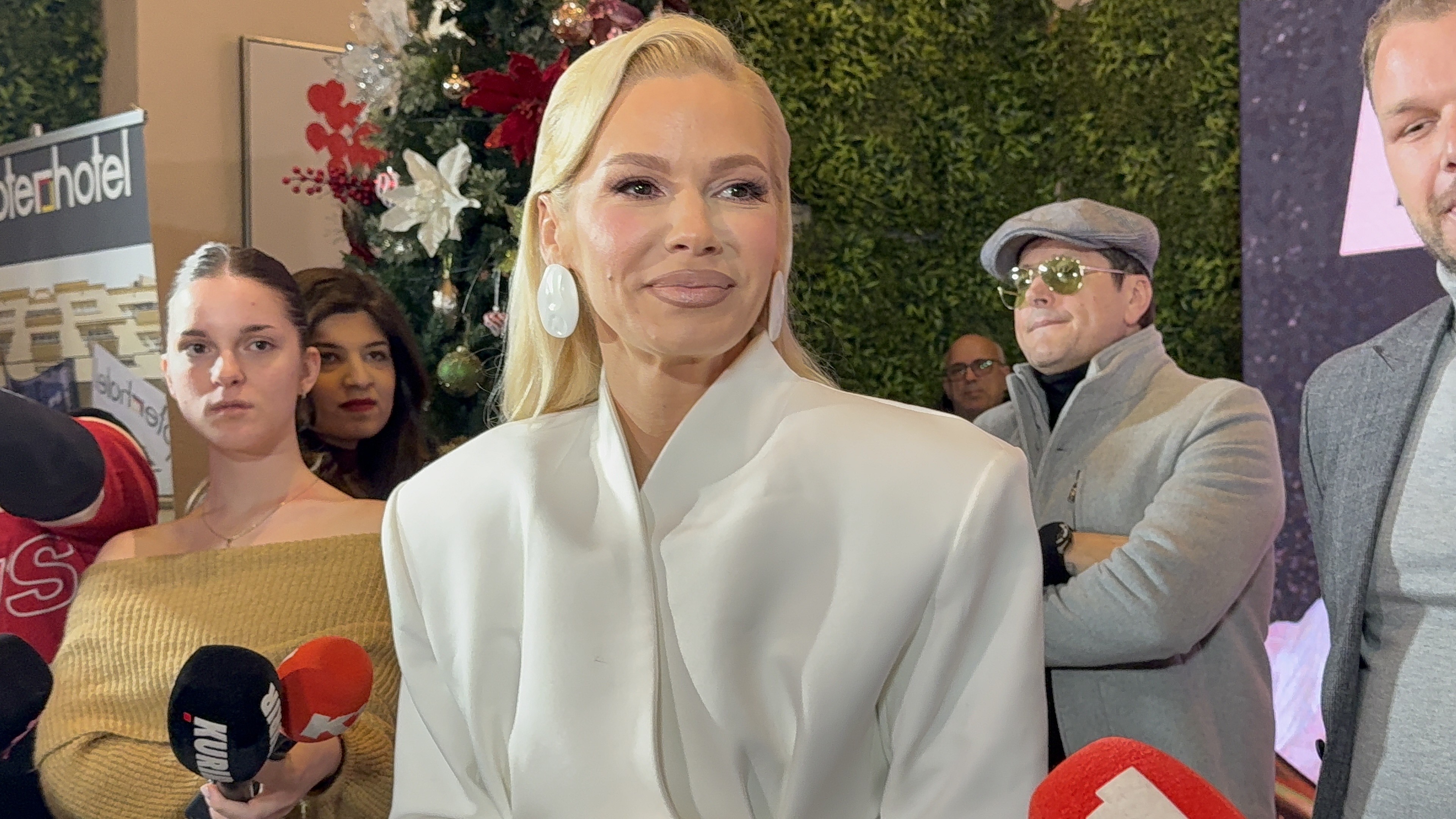 Nataša Bekvalac će u ponoć poljubiti ovog moćnika: "Da i meni konačno krene, čula sam da je on strava"