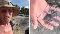 Ugledao je SLATKO STVORENJE i uzeo ga u ruku: Pukom srećom je ostao živ, a tek kasnije saznao JEZIVU istinu