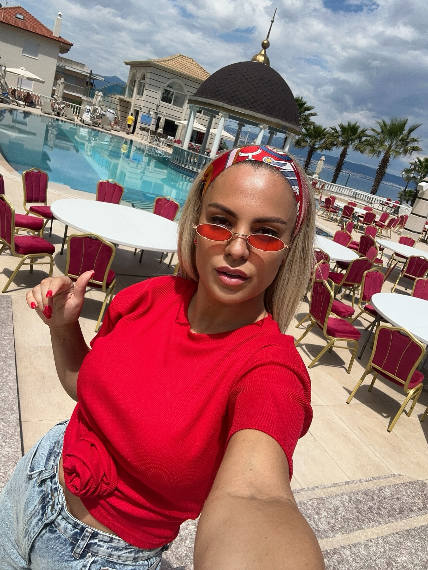 Naša pevačica bila zaljubljena u poznatog kolegu, pa usledilo razočarenje: "Mislila sam da je šmeker, ali..."