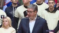 Vučić se obratio iz Palate Srbija: Emotivan govor posle dirljivog susreta