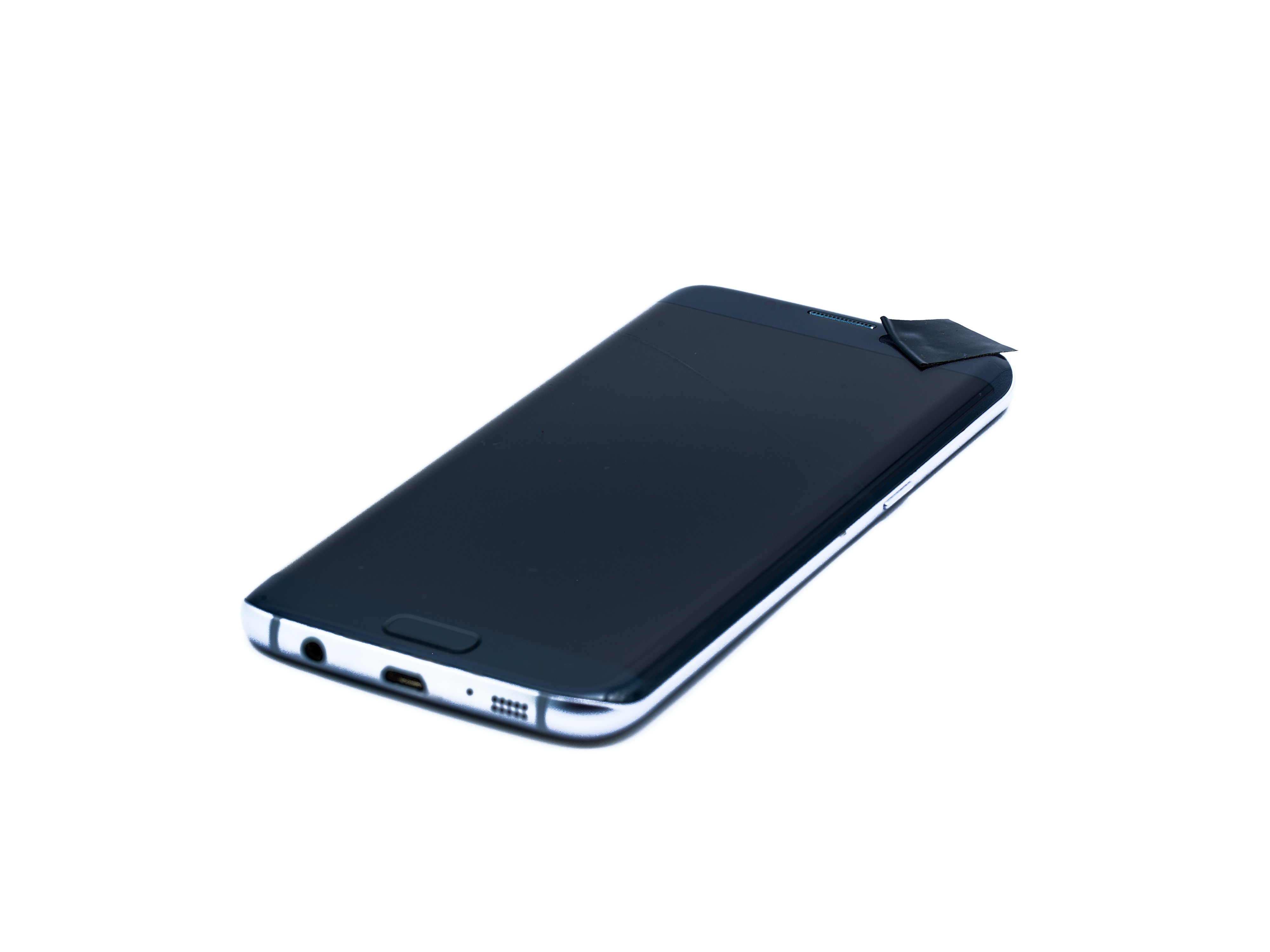 Nije paranoja: Zbog ovoga ljudi lepe traku preko kamere na telefonu - mali potez koji daje osećaj kontrole