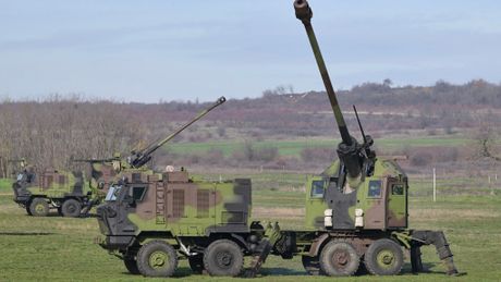 Vojska artiljerija Mešovita artiljerijska brigada Niš obuka samohodne top haubice nora