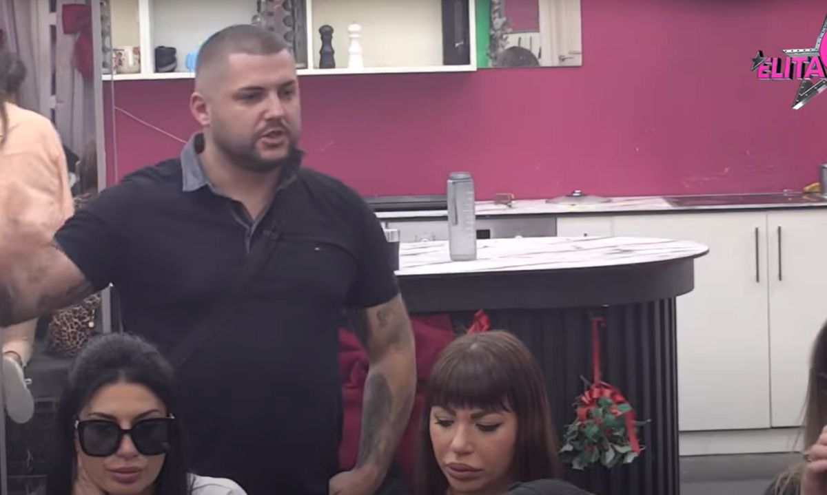 Teško prihvata "NE": Asmin ne odustaje od Maje, uporan u osvajanju "Sviđa mi se kako se svađa"