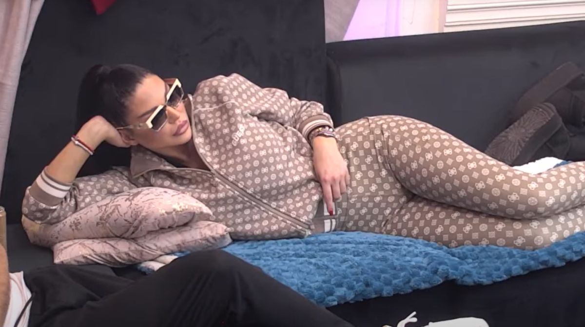 Teško prihvata "NE": Asmin ne odustaje od Maje, uporan u osvajanju "Sviđa mi se kako se svađa"