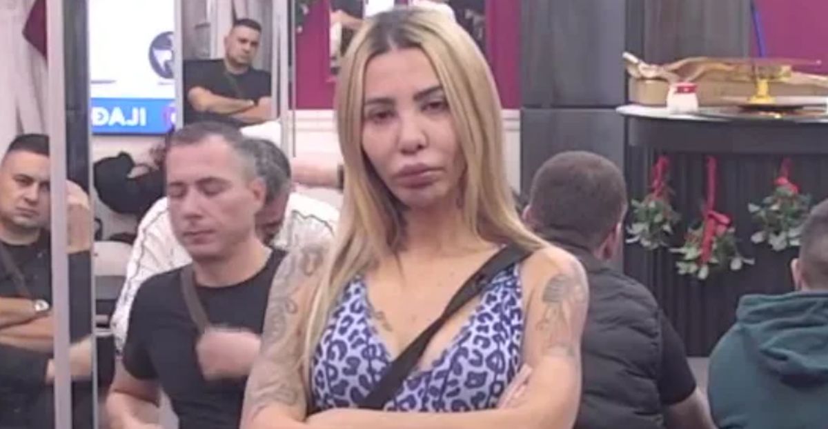 "Viđala sam je sa nabudženim likovima, radila je za lovu": Maca Diskrecija iznela šok tvrdnje o Aneli Ahmić