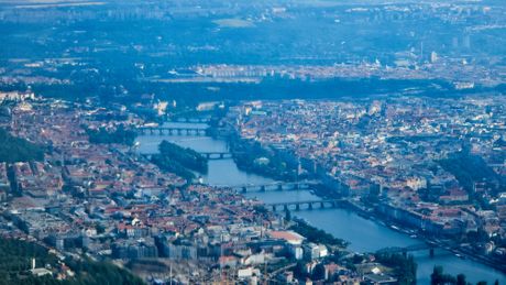 Reportaža sa leta Beograd - Prag - Beograd