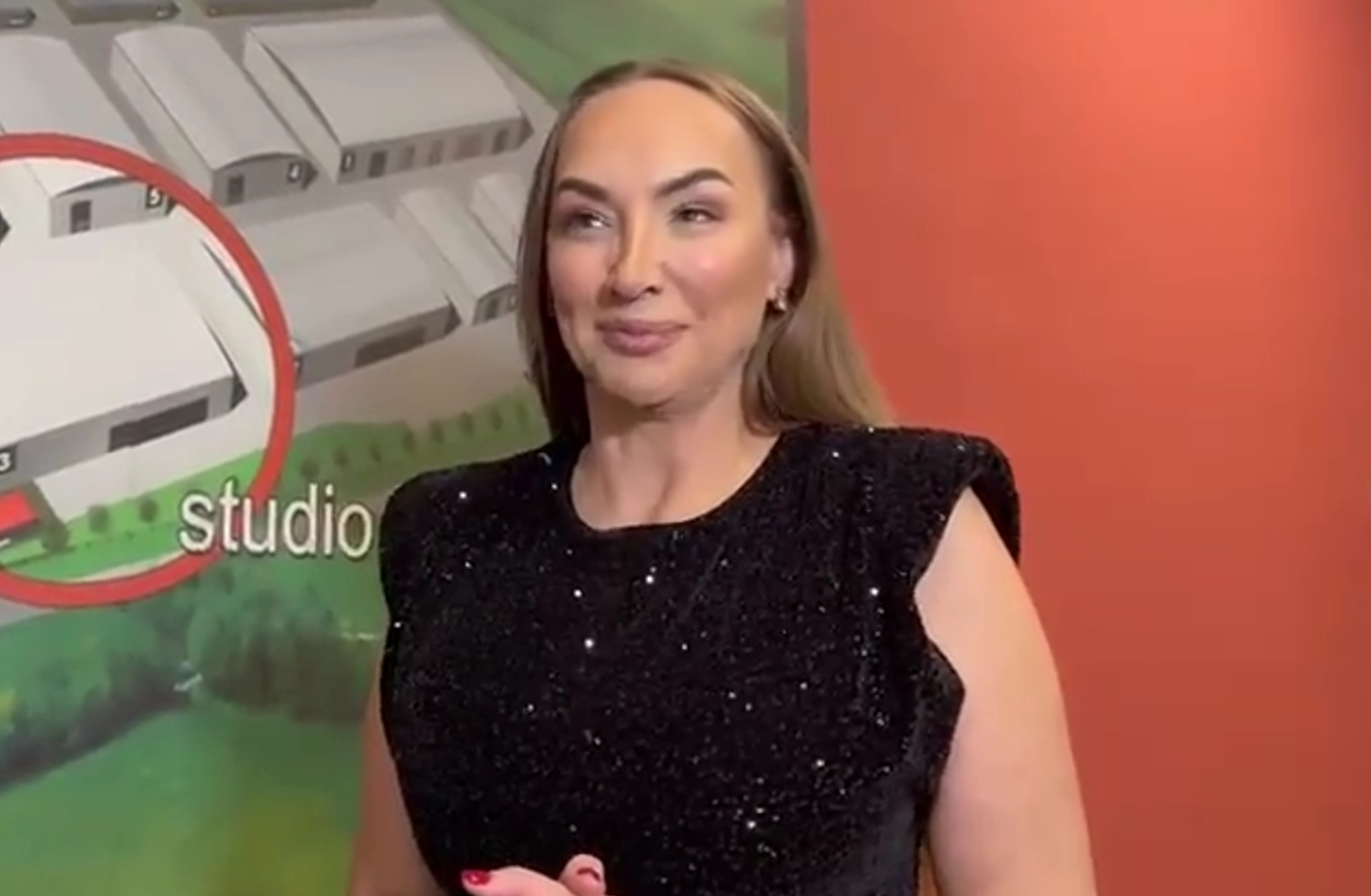 Ona večeras ulazi u Elitu, ukućani ne slute šta im je produkcija spremila! Ostaće u čudu kad je vide na kapiji