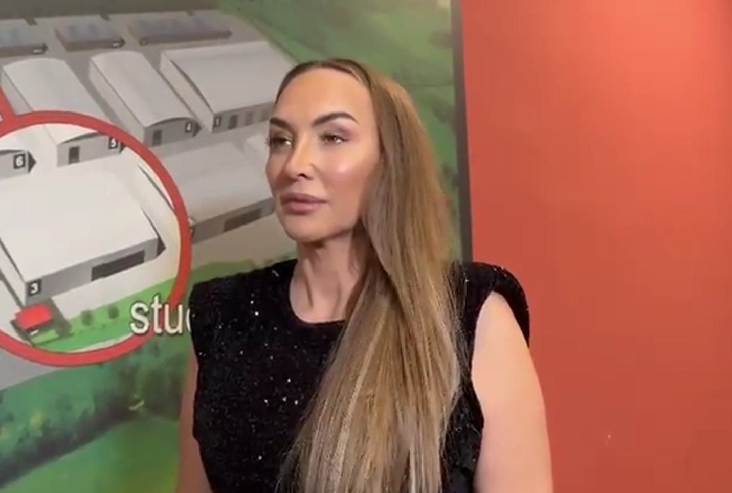 Ona večeras ulazi u Elitu, ukućani ne slute šta im je produkcija spremila! Ostaće u čudu kad je vide na kapiji