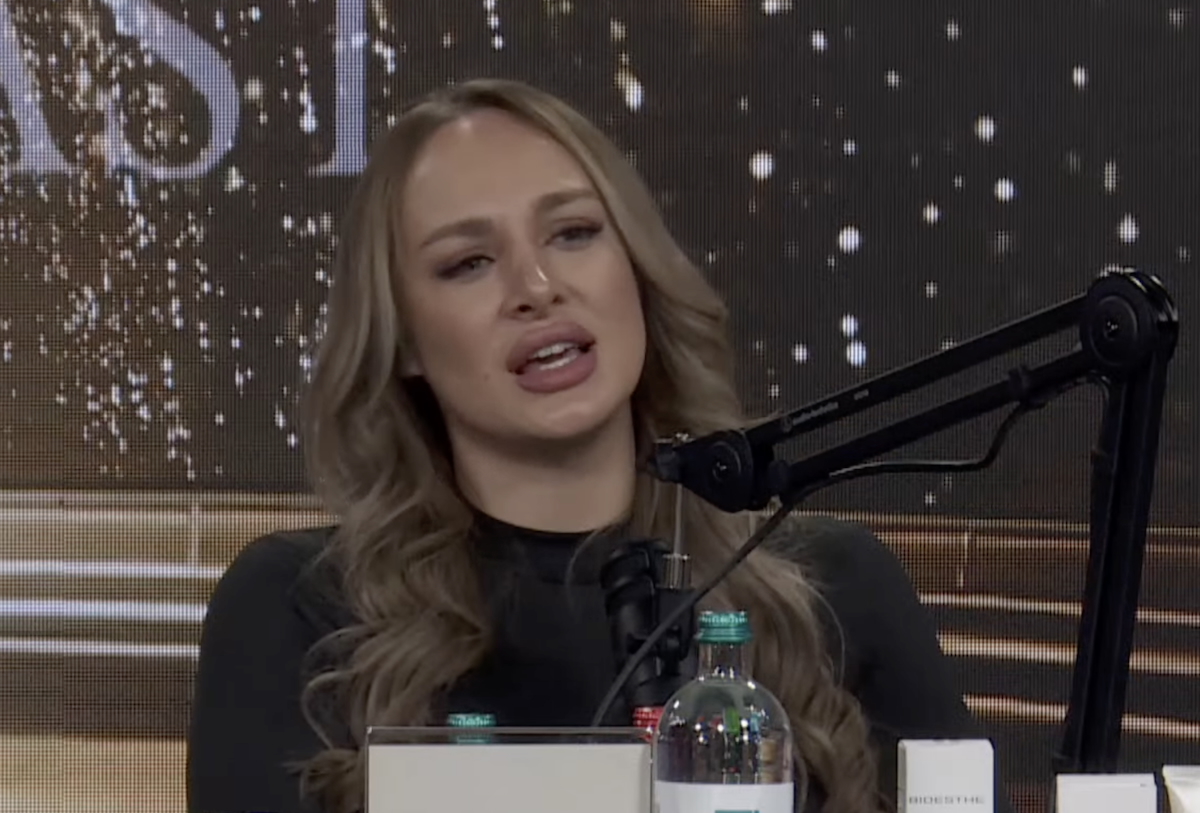 Lunu pred Markom pitali sa koliko godina je izgubila nevinost! Usledila velika neprijatnost: "Jao, Bože..."