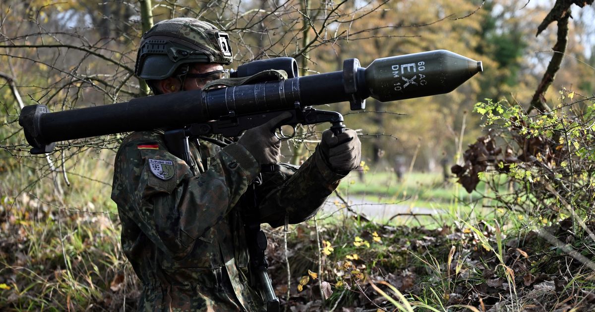 Opasno oružje stiže u ruke Prištini: Može da razori tenk i ostala ...