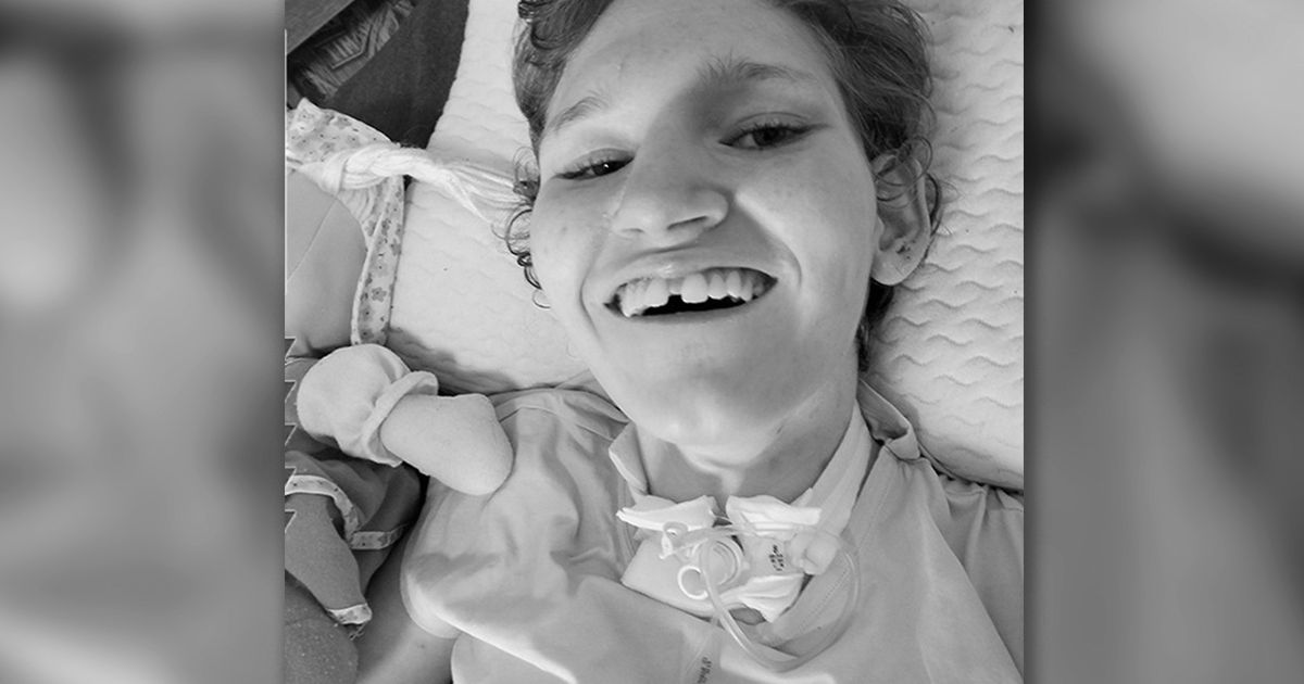 "Srce milo i predobro..." Preminula teško bolesna Aleksandra, lavovski se borila od rođenja, ali nije uspela