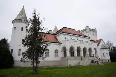 Dvorac Fantast Bečej