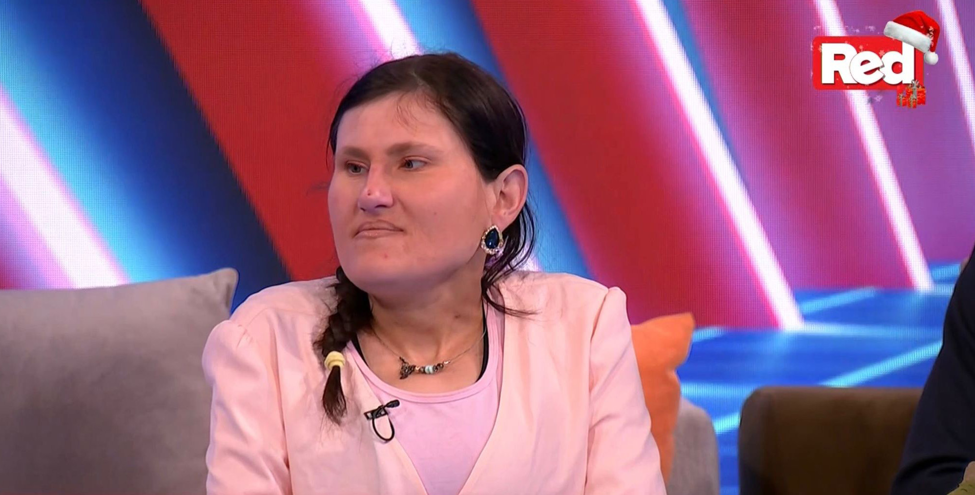 Divna DNK se posle dužeg vremena pojavila u javnosti! Evo kako sada izgleda, nedavno prijavljena policiji