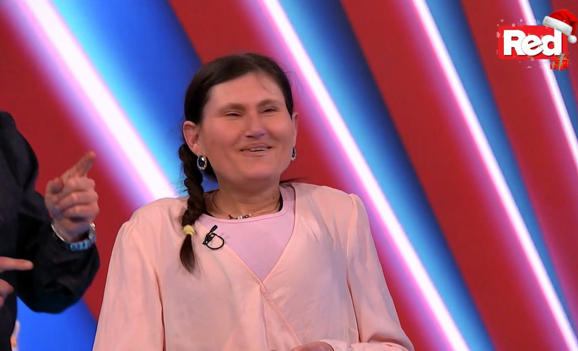 Divna DNK se posle dužeg vremena pojavila u javnosti! Evo kako sada izgleda, nedavno prijavljena policiji