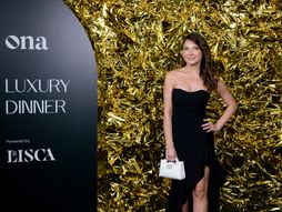 Ona.rs, she leads, luxury dinner