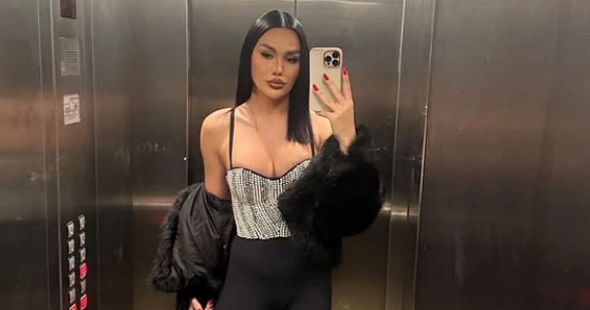"Da li je moguće da si ti bila muško?" Nikolina promenila pol, pa sada pozirala u helankama: Pršte komentari