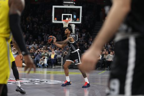 KK Partizan - KK Makabi