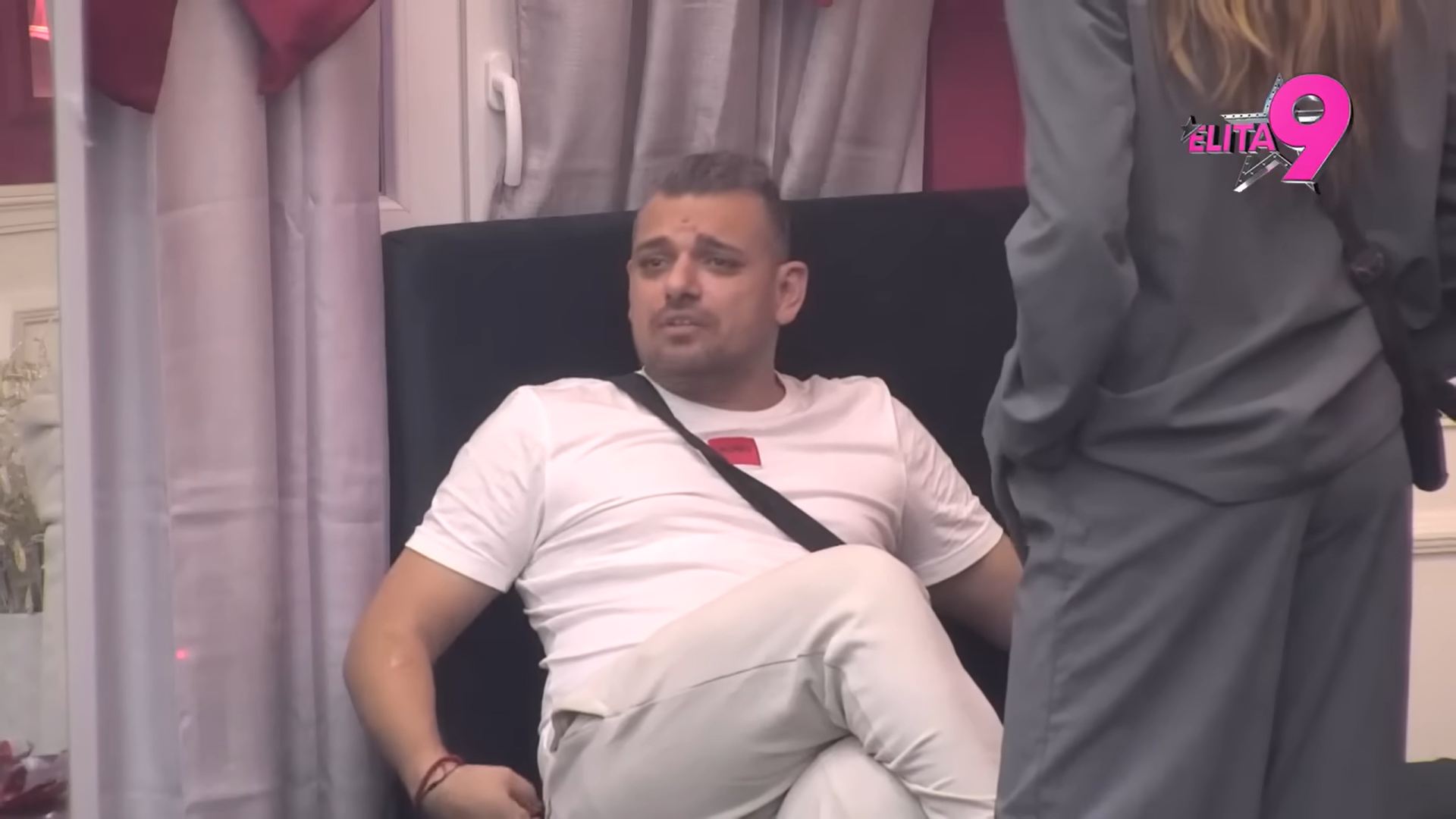 "Ljubio me u nosić!" Uroš priznao sve o odnosu sa Borom! Santana umalo zaplakao, pa PRETIO: "Samo da izađeš.."