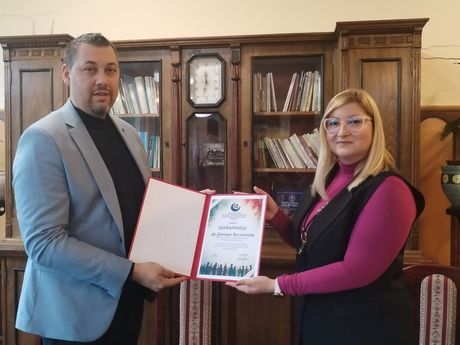 ugovori o stipendiranju romskih studenata