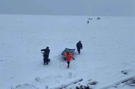 Vozilo sa sedam ljudi propalo kroz led u Jakutsku