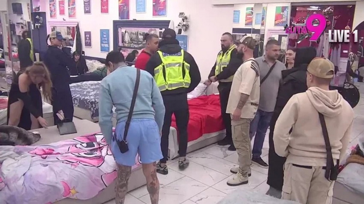 Haos u Eliti! Bori "pao mrak" pa se okomio na Anitu: Luka odreagovao pa pale i teške reči, uletelo obezbeđenje