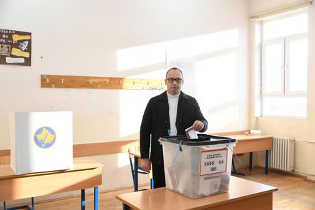 Igor Simić, Kosovo, Izbori