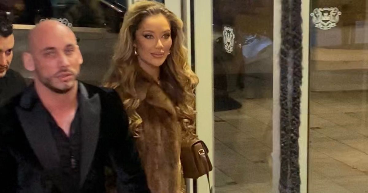 Tea Tairović sa mužem stigla na novogodišnji nastup, "šljašti" sa svih strana: "Maštam o majčinstvu"