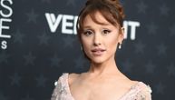 Ariana Grande objavila osmi studijski album „petal“