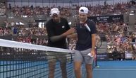 Nestao za 66 minuta: Srbin održao tenisku lekciju Niku Kirjosu