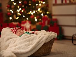 Nova godina, Božić, beba