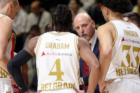 Devonte Grejem, Saša Obradović