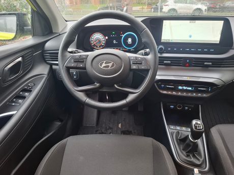 Automobil Hjundai Hyundai Hyundai i20