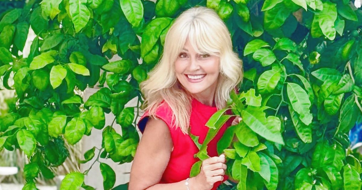 Slavica Rokvić pokazala uskršnju bajku u domu: Cveće, jaja i sveće na stolu - dekoracija koja je sve oduševila