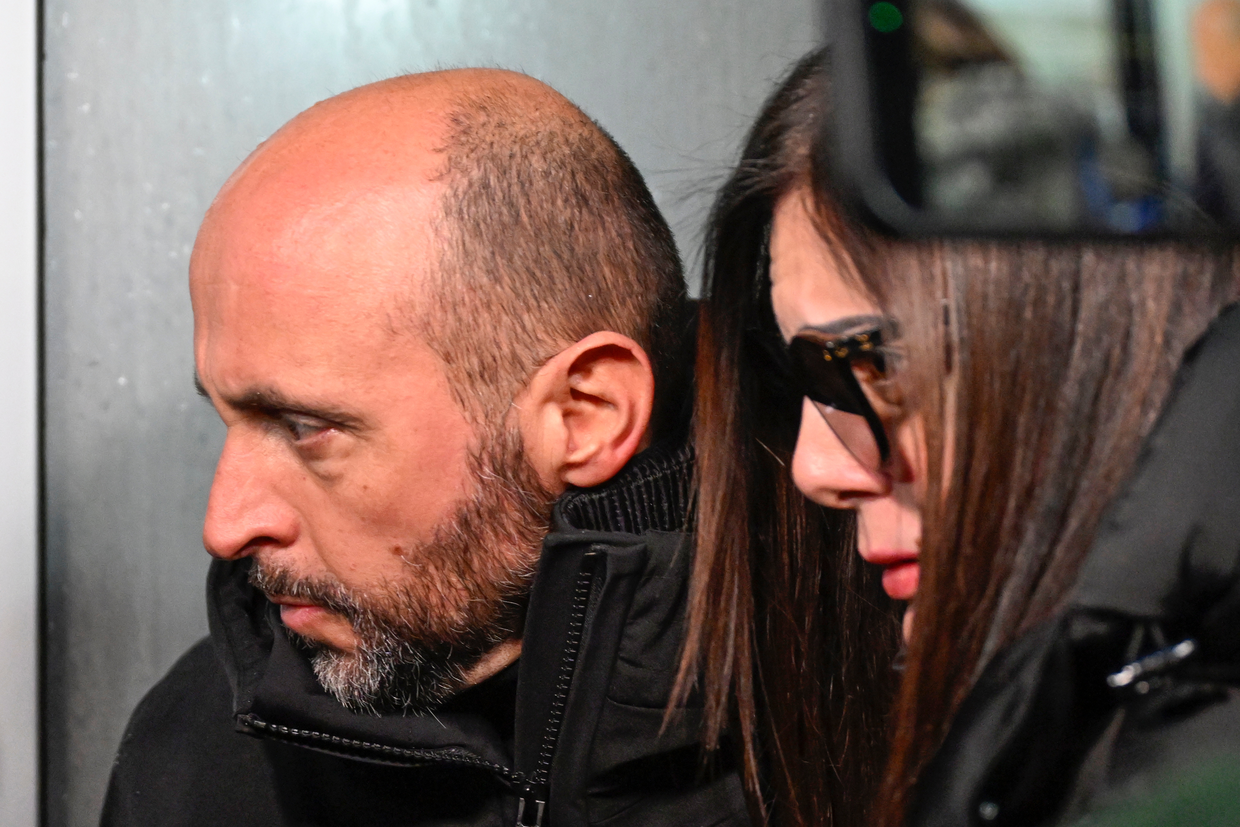 Šok obrt: Vlasnik "kluba smrti" u kom je izgorela 41 osoba uhapšen zbog brutalnog prebijanja surpuge