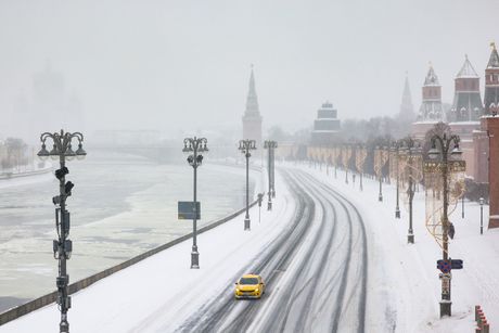 Obilne snežne padavine, Moskva