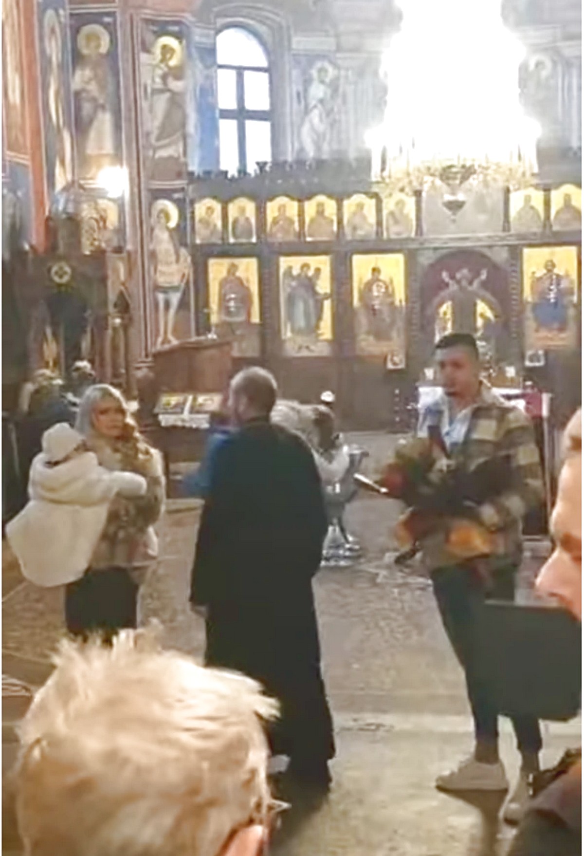 Milica se oglasila nakon skandala na krštenju ćerke: "Terza je krenuo divlja! Parohija će da tuži zbog..."