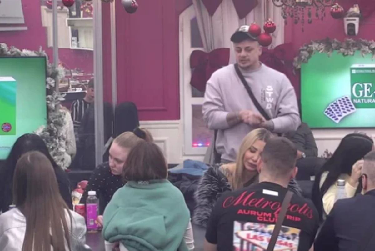 "On je najveća džukela, neka crkne tamo" Ivan se obratio Anđelu, ne prikrivajući mržnju prema njemu "Gnjido"