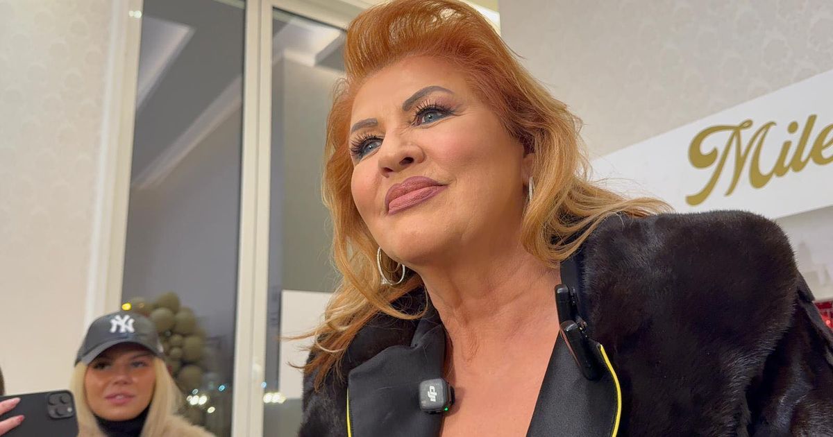 Nakon vesti da se povredila, oglasila se Ćana: Obratila se javno fanovima pa otkrila istinu