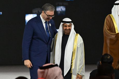 Abu Dabi Aleksandar Vučić