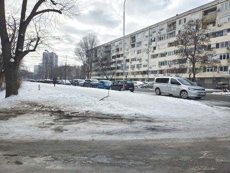 Blok 2, Grafička škola, vandalizam