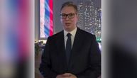 Velika srpska zastava u Abu Dabiju: Vučić zahvalio Emiratima na jedinstvenoj čestitki