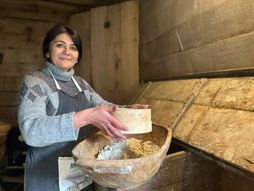 Mira Minović, pogača Vasilica