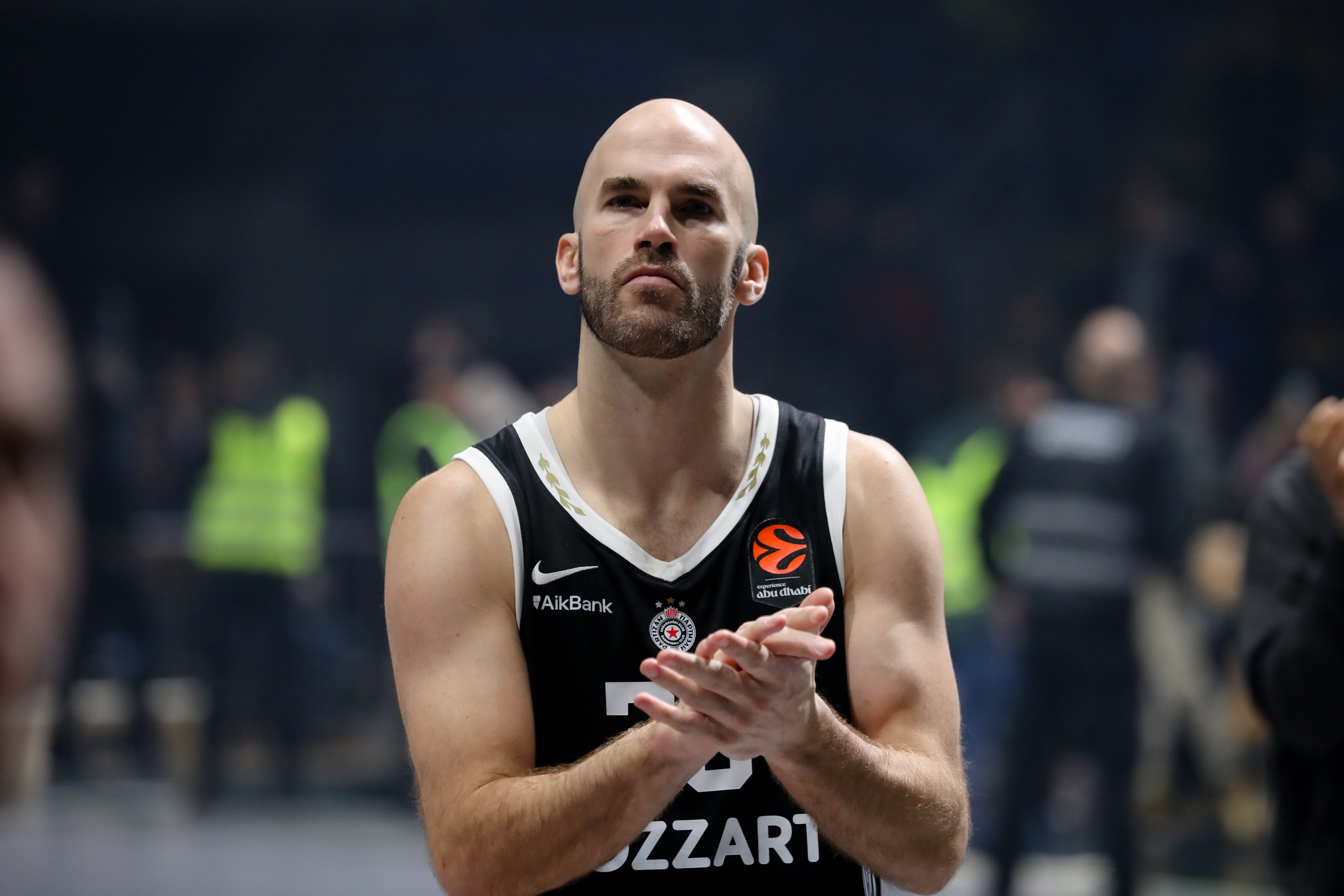Partizan ostao bez pleja! Nik Kalates je novi igrač PAOK-a!