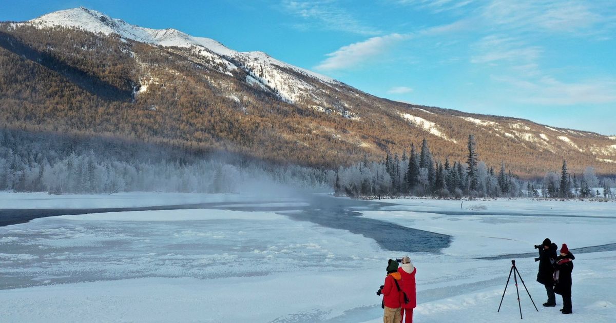 Turisti uživali u zimskom krajoliku, a onda je sve počelo da puca: Nastala opšta panika i bežanija!