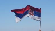 Srbin razvio srpsku zastavu ispred grupe Albanaca, pa uzviknuo "Kosovo je Srbija": Hit snimak kruži mrežama