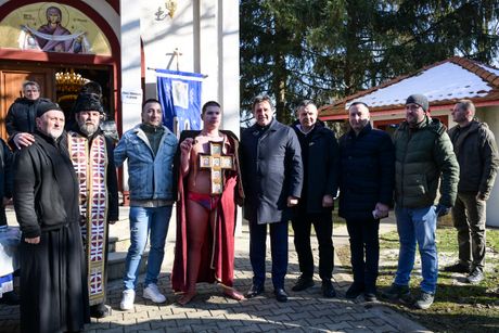 Bratislav Gašić, plivanje za Časni krst